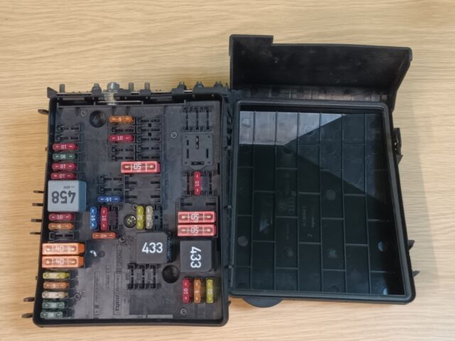 Fuse box image 7