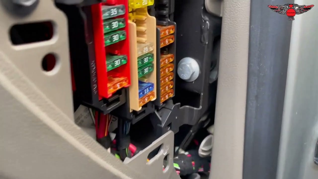 Fuse box image 9