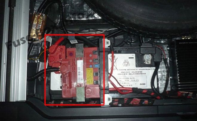 Fuse box image 15