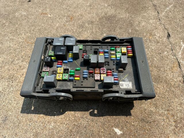 Fuse box image 13