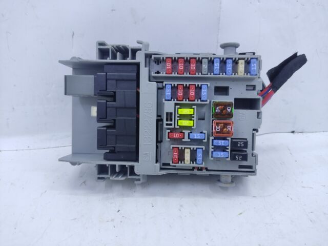 Fuse box image 19