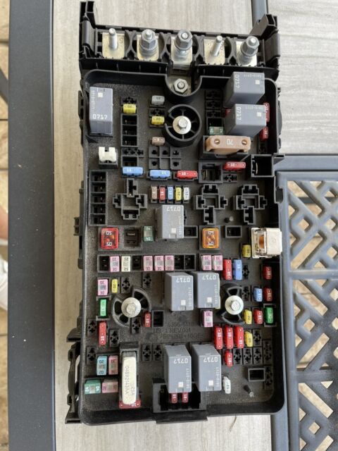 Fuse box image 6