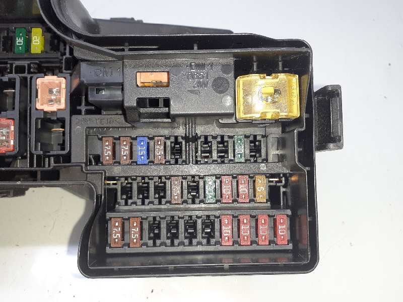 Fuse box image 4