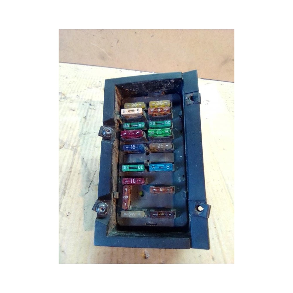 Fuse box image 15