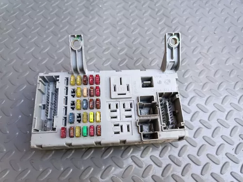 Fuse box image 17