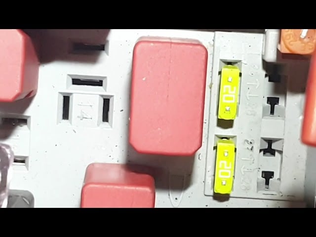 Fuse box image 2