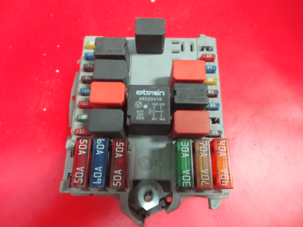 Fuse box image 11