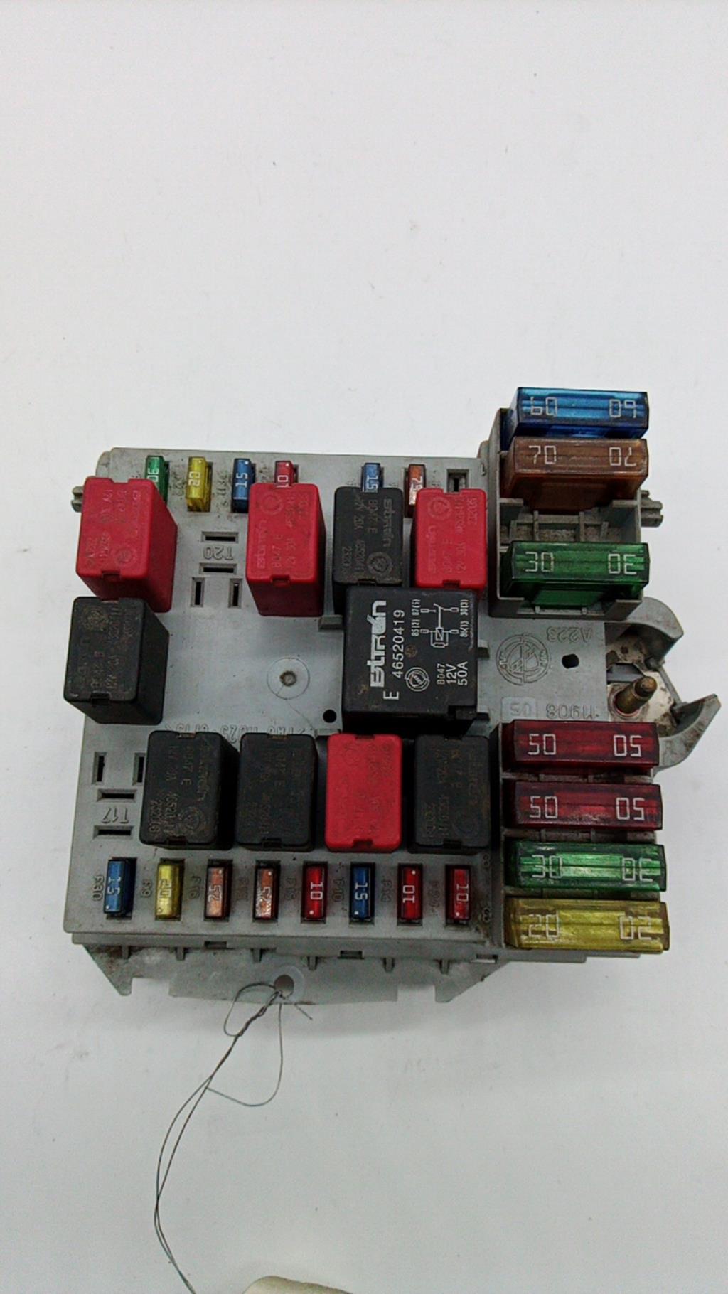 Fuse box image 15