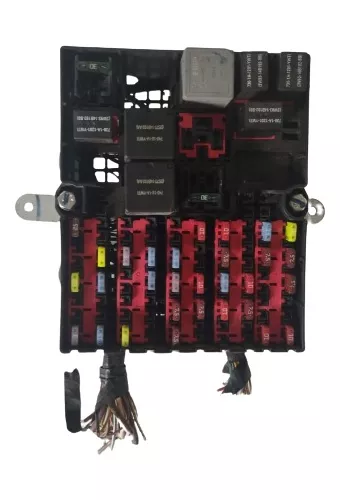 Fuse box image 13