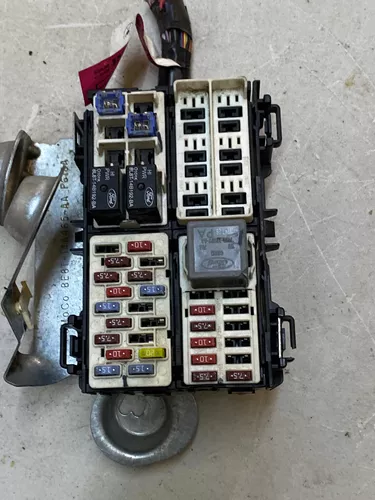 Fuse box image 17