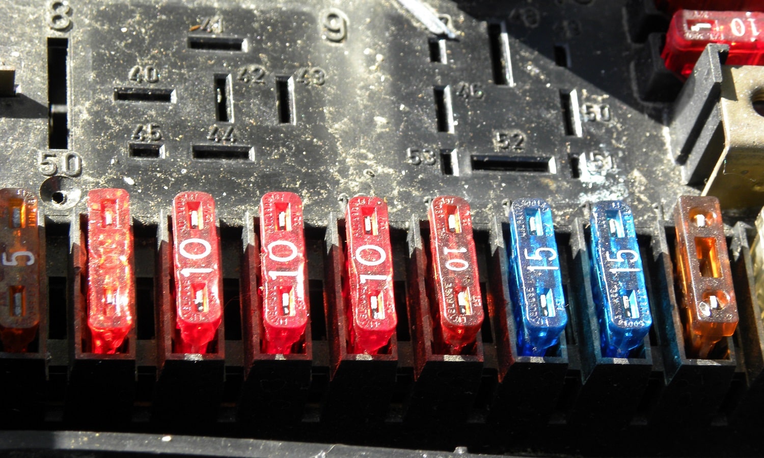 Fuse box image 2