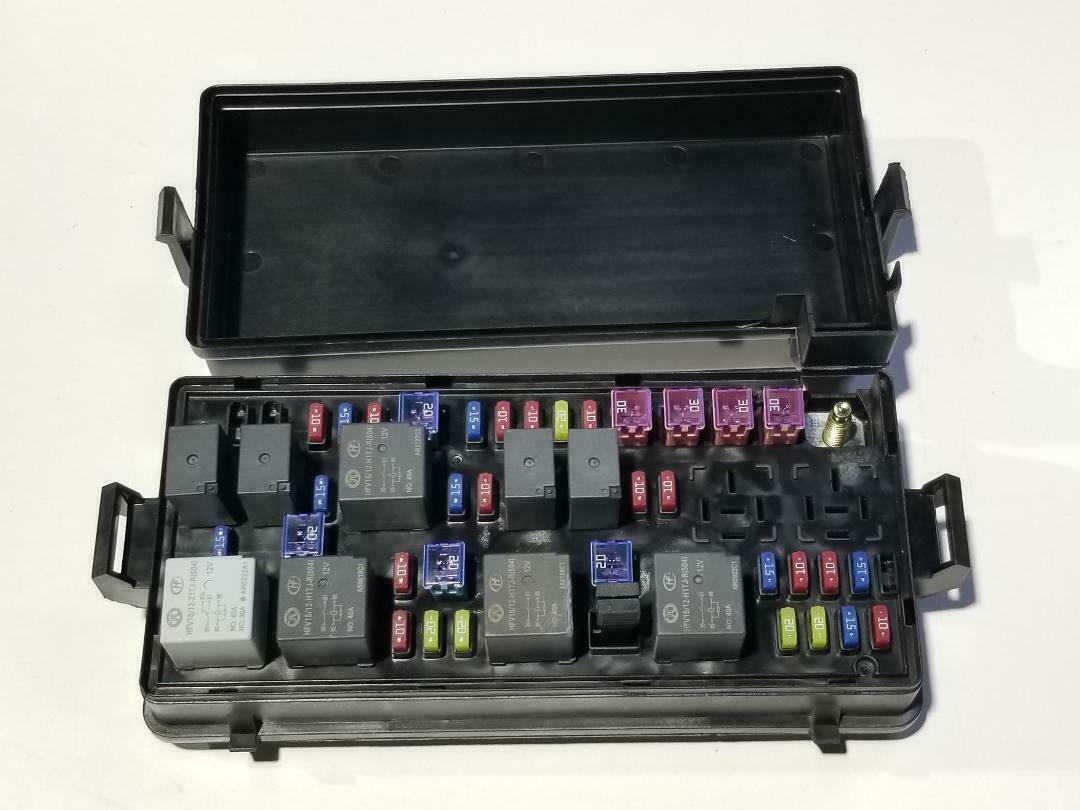 Fuse box image 16