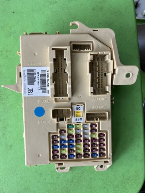 Fuse box image 4