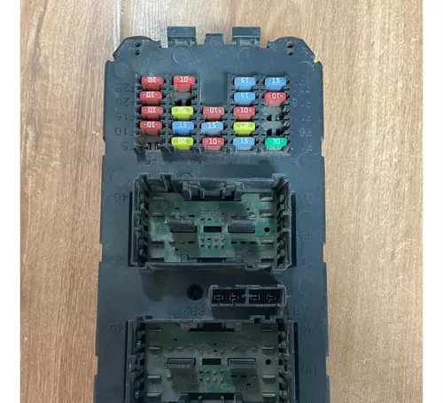 Fuse box image 17