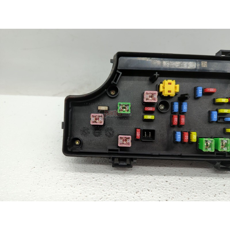 Fuse box image 18