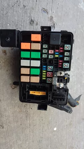 Fuse box image 11