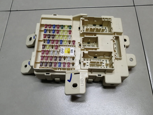 Fuse box image 16