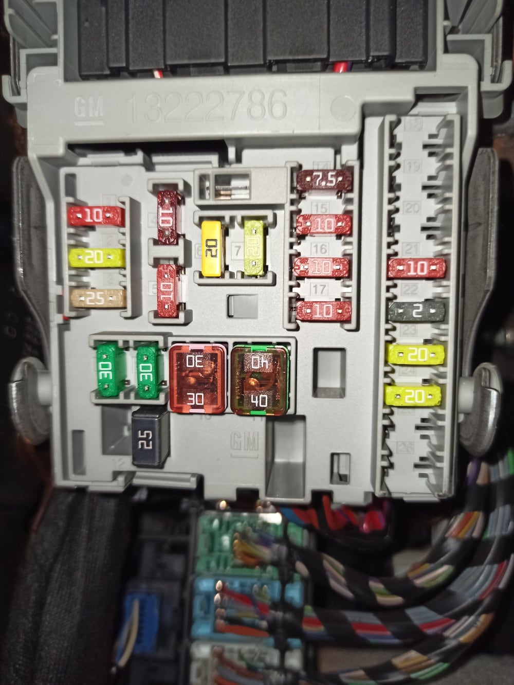 Fuse box image 6