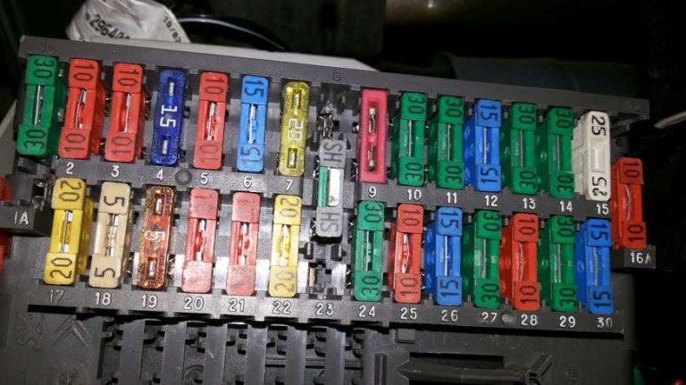 Fuse box image 13