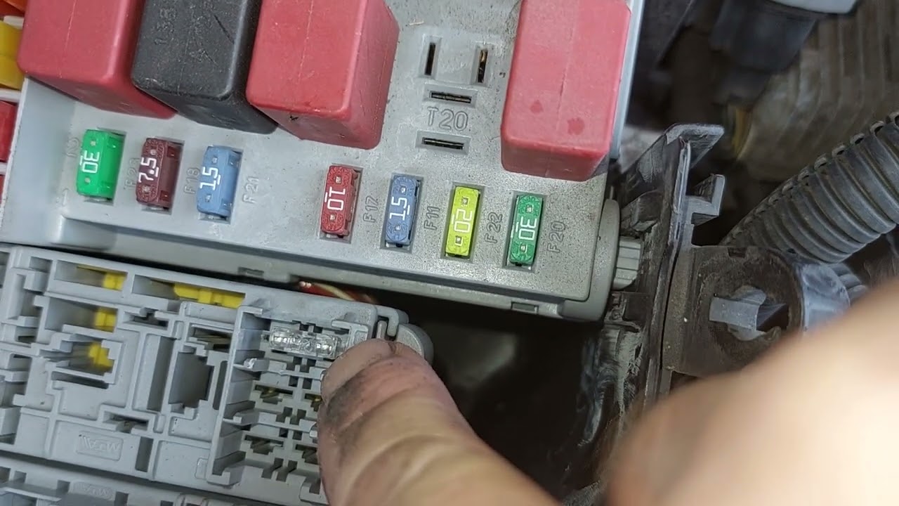 Fuse box image 5