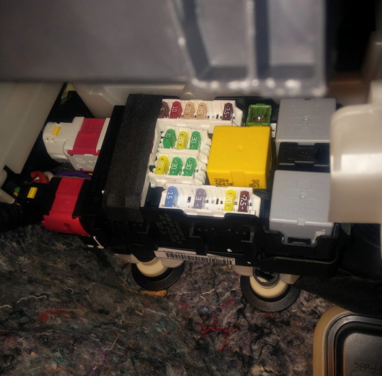 Fuse box image 8