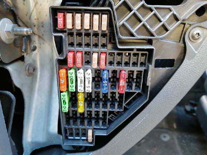 Fuse box image 4