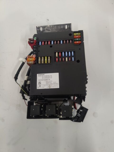 Fuse box image 16