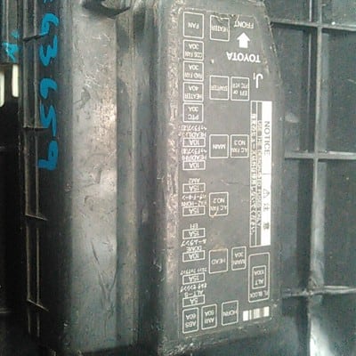 Fuse box image 18