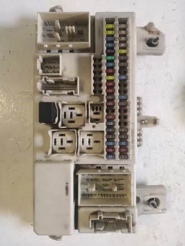 Fuse box image 3