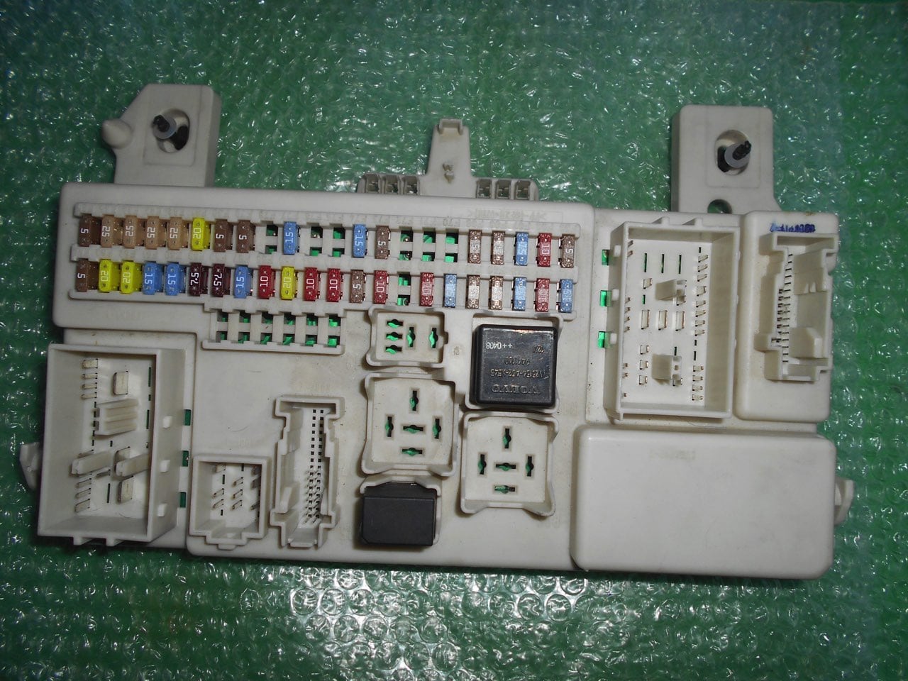 Fuse box image 8